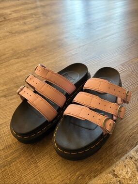 Dr. Martens Blaire slides